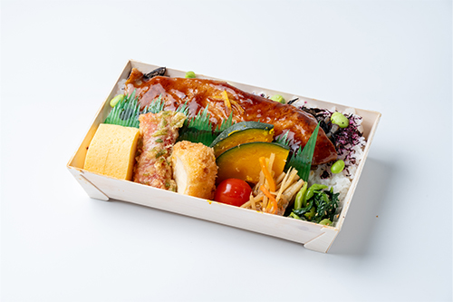金ハラモの照焼ステーキと贅沢・天日干しの梅しそ飯